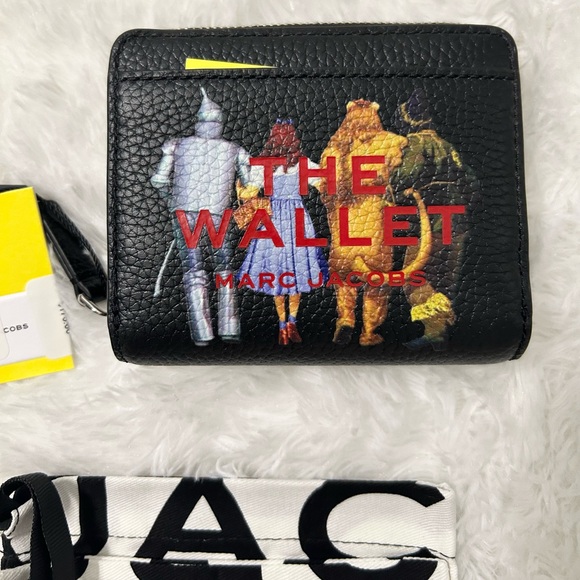 Marc Jacobs X Wizard of Oz The Friends of Dorothy Leather Wallet - Picture 6 of 13